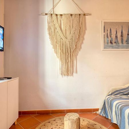 Chantal Apartment Альгеро Екстер'єр фото