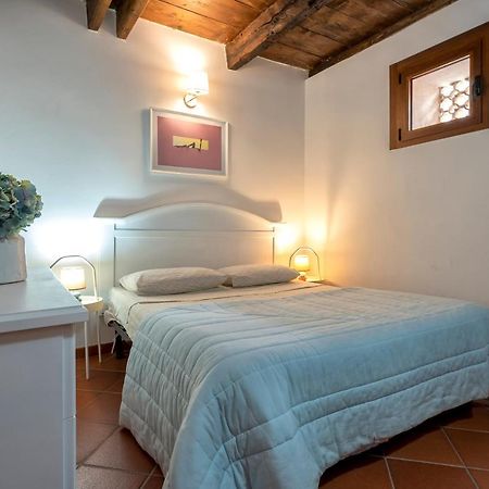 Chantal Apartment Альгеро Екстер'єр фото
