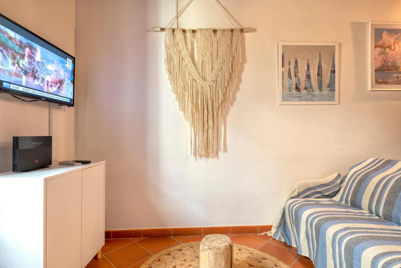 Chantal Apartment Альгеро Екстер'єр фото