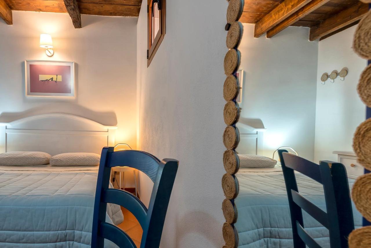 Chantal Apartment Альгеро Екстер'єр фото