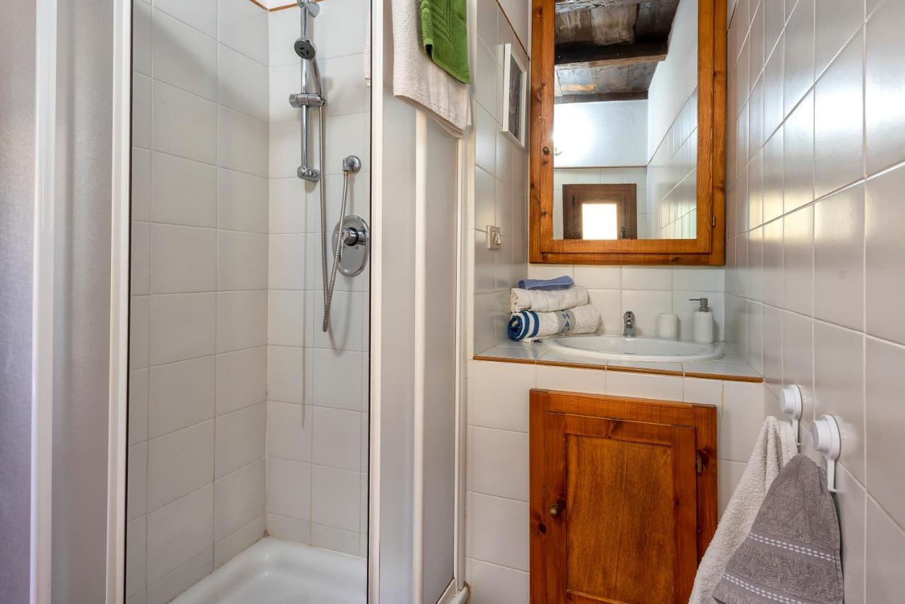 Chantal Apartment Альгеро Екстер'єр фото