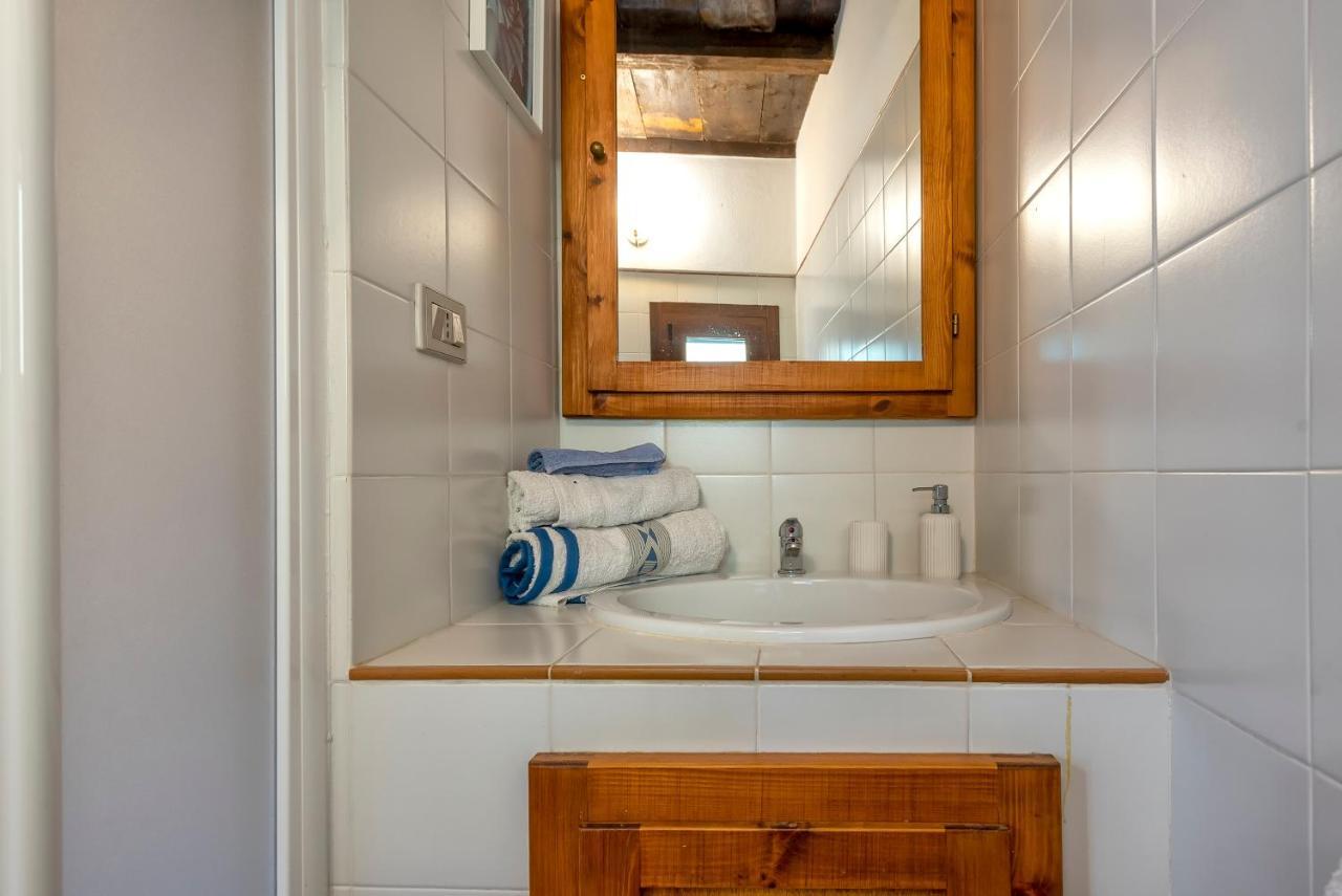 Chantal Apartment Альгеро Екстер'єр фото